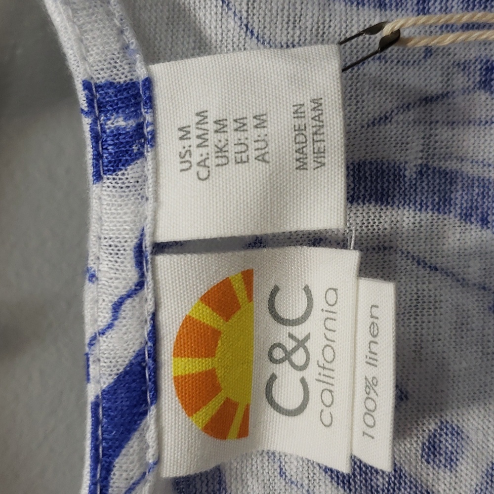 C & C California NWT 100% Linen Blue and White Patterned Top - Picture 2 of 6